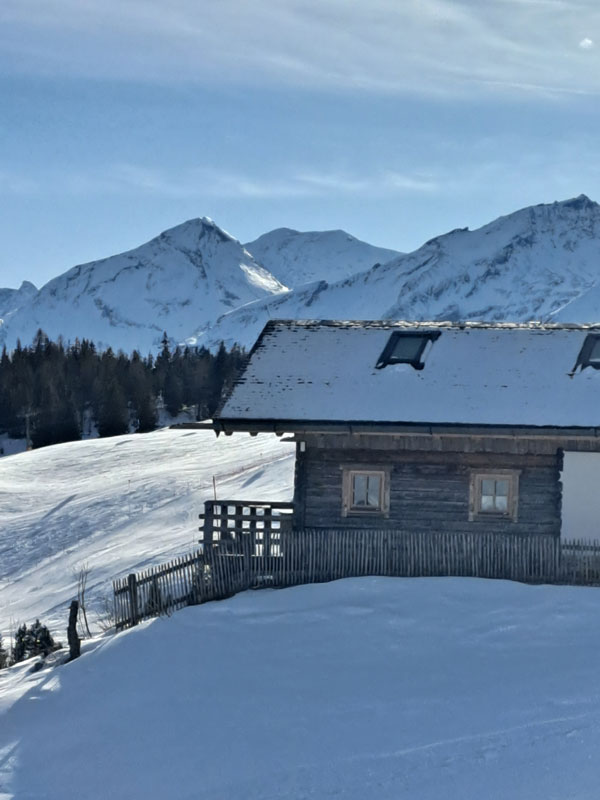 Rauris_Huette.Bild.A.Schmelter.5 Rauris - Salzburger Land: Huette im Schnee Bild: A.Schmelter