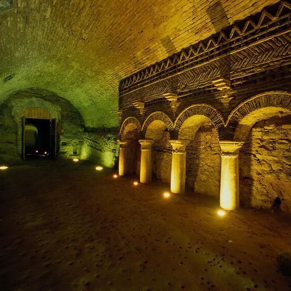Die Grotten in Santarcangelo