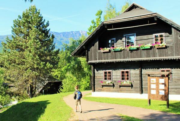 Schoenleitn-Bauernhaus-AF