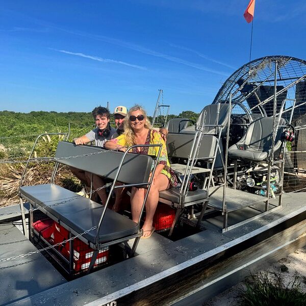 Sebring - Familienfoto im Airboat Sebring - Familienfoto im Airboat Foto: © Andrea Fischer, Trips4Kids.de