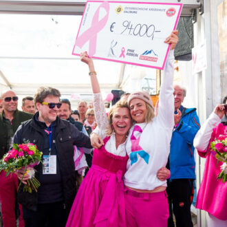 SheSkis-2024-(v.l.n.r.)-Manuela-Krings-&-Mona-Maier-c-TVB-Obertauern_Marc-Stickler