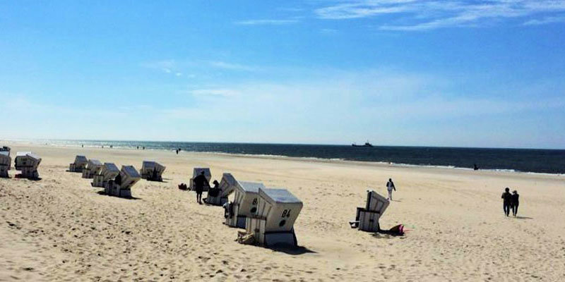 Strand_Strandkoerbe_Sylt_qu