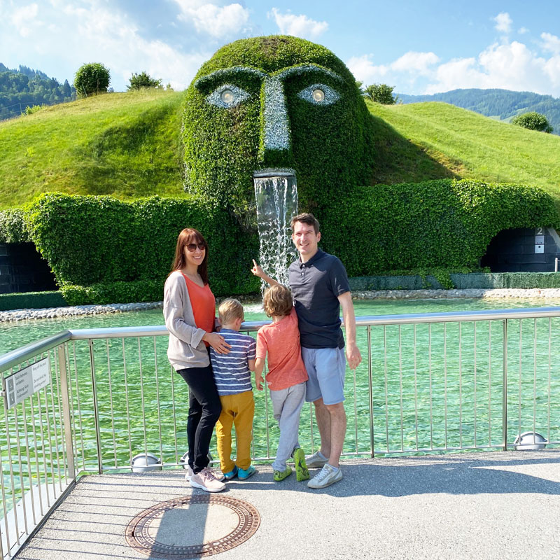 Swarovski-Kristallwelten-wunderkammern-eingang Swarovski Kristallwelten Wunderkammern Eingang Foto: © Aline Scheuböck, Trips4Kids.de
