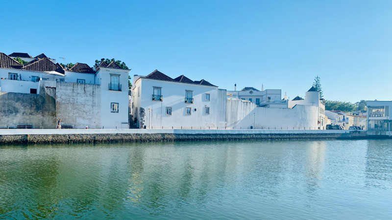 Tavira-Stadt am Fluss Tavira-Stadt am Fluss Foto: © Andrea Fischer, Trips4Kids.de