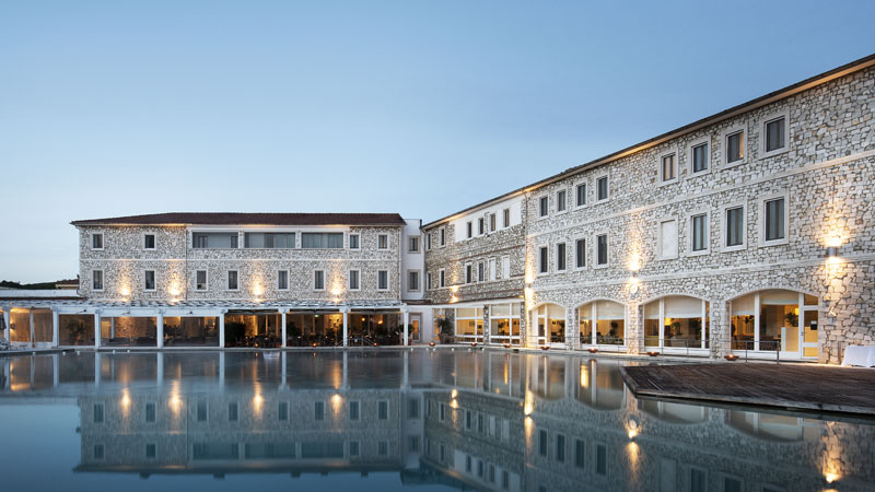 Terme-di-Saturnia_Tagansicht.Bild.Terme_di_SaturniaPR.quer Terme di Saturnia - Ansicht Terme außen Bild: Terme di Saturnia PR