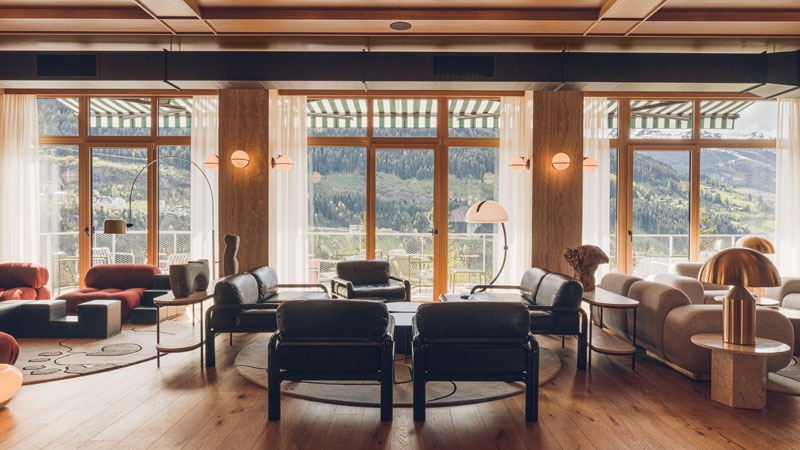 the-c-modo_Summer-Shoot--Bild_PION-Studio.quer The Comodo Bad Gastein - Lobby Bild: PINO Studio