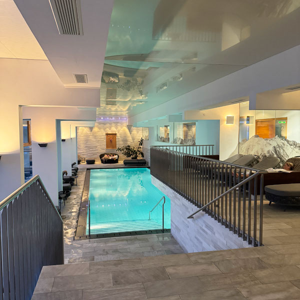 The-Chrystal-VAYA-Obergurgl---Indoor-Pool Foto: © Andrea Fischer Trips4kids.de