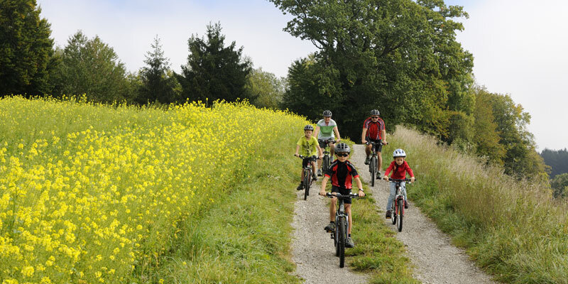 Thomahof-Fridolfing_Fahrradausflug-zum-Waginger-See.Bild@Thomahof.quer Thomahof-Fridolfing_Fahrradausflug-zum-Waginger-See