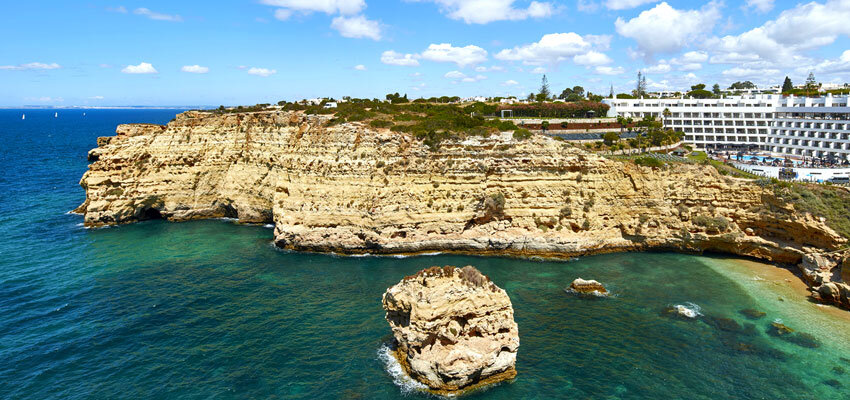 Tivoli-Carvoeiro_Aussenansicht.©TivoliPR.quer Aussenansicht vom Tivoli Carvoeiro Hotel