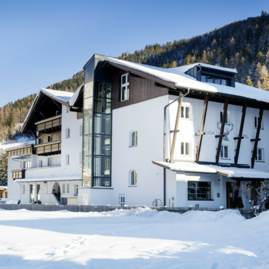 Valluga-Hotel-Winter