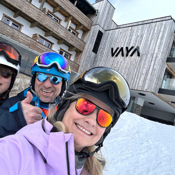 VAYA-Kuehtai-Selfie-Family-Winter VAYA-Kuehtai-Selfie-Family-Winter Foto: © Andrea Fischer, Trips4Kids.de