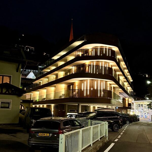 VAYA Soelden at night Foto: © Andrea Fischer, Trips4kids.de