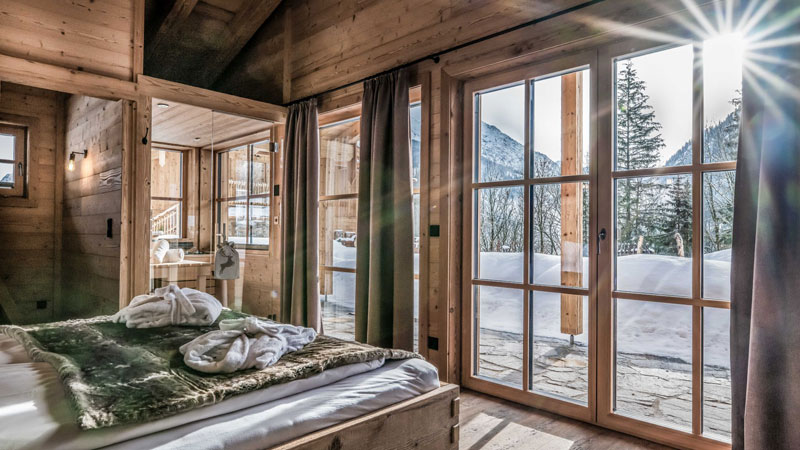 viel_huettenzauber_im_chalet_c_ratko-photography_benglerwald_berg_chaletdorf.quer Benglerwald Chaletdorf - Schlafzimmer Bild: Ratko Photography
